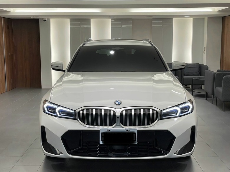 2024年式320i touring遲開箱