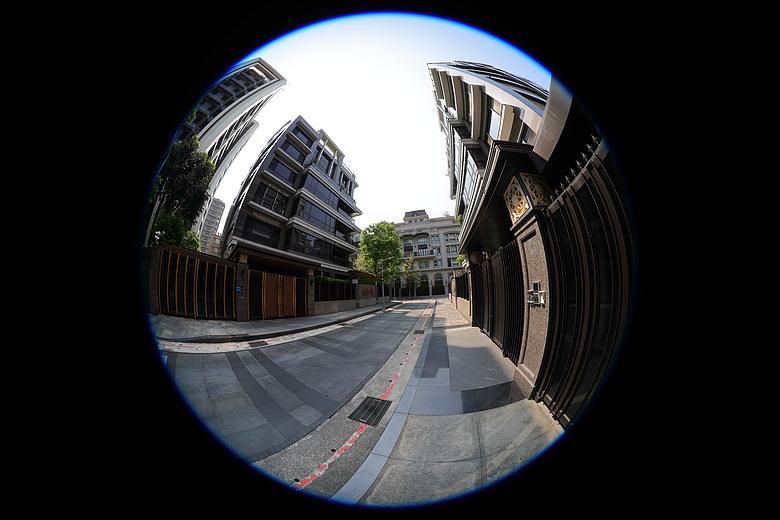 Canon RF 7-14mm F2.8-3.5L Fisheye STM 評測報告｜當圓周遇上對角線、探索 190° 的極限視覺張力！