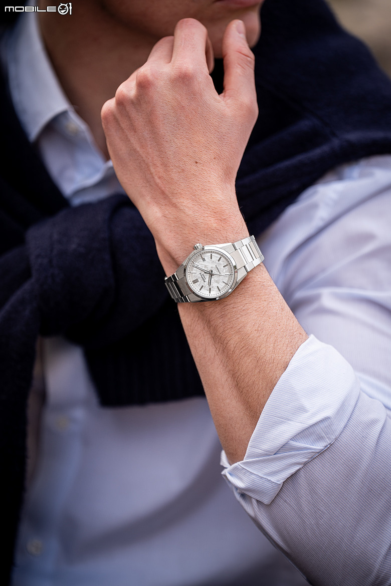 乘勝追擊!CASIO EDIFICE 機械錶第二彈《EFK-110D》質感進化登場!