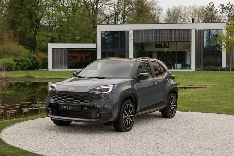 Toyota Yaris Cross 歐規式樣改款現身 內外質感與科技配備雙雙有感升級！