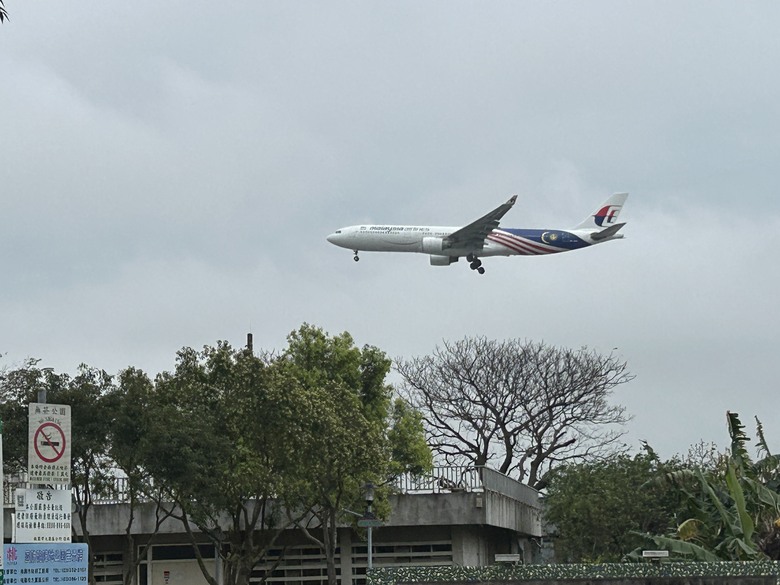 桃 園 大 園 「 國 門 之 都 」追 機 行