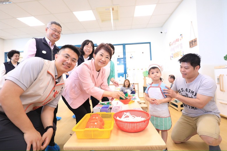 兒童節最棒的禮物！大肚兒少家庭福利館啟用，盧市長期許：卸任前要完成60間公托