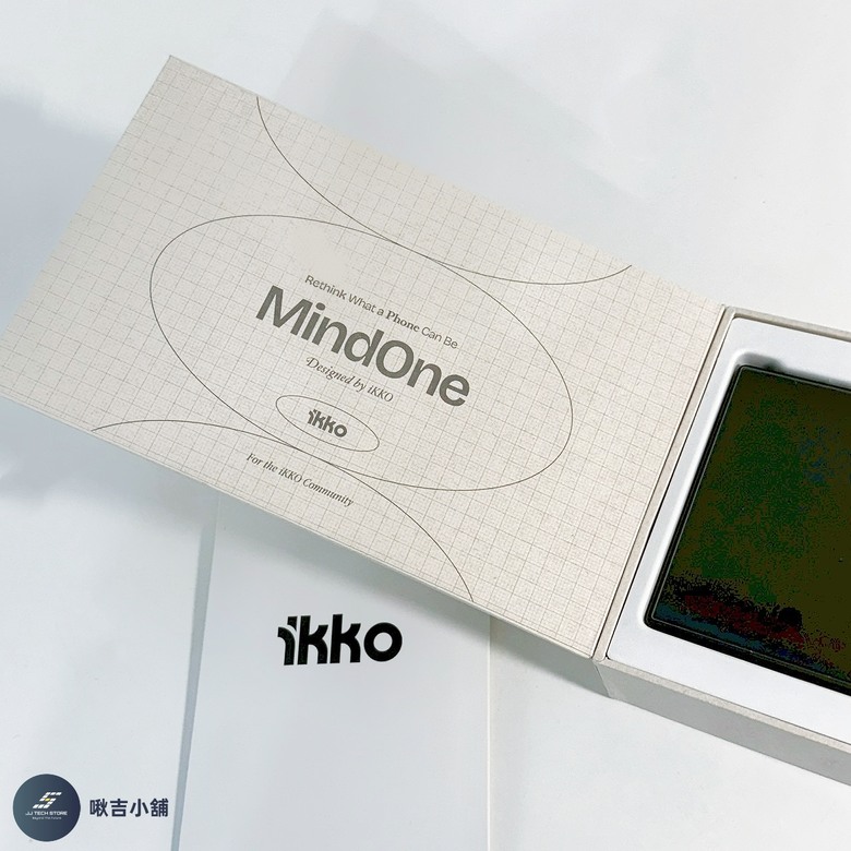 這真的是手機？小到我以為是玩具…｜開箱 iKKO Mind One Pro