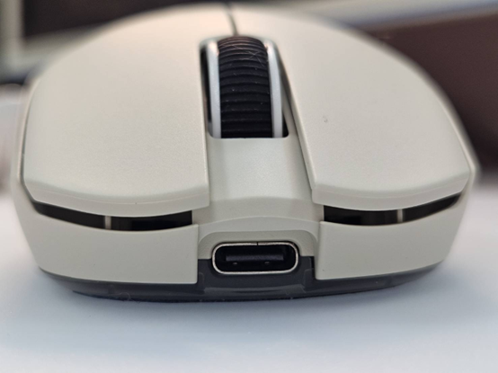 darkFlash DFM80 / DFM80 PRO 三模輕量滑鼠簡單開箱