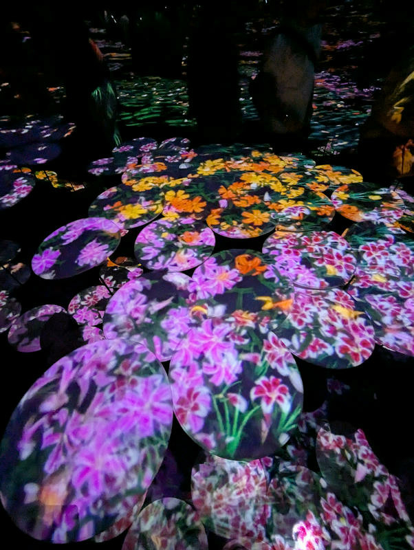 【不是遊記 - 20】 東京的浮華虛幻與潮流藝術--麻布台之丘、TeamLab及SKY CAFE