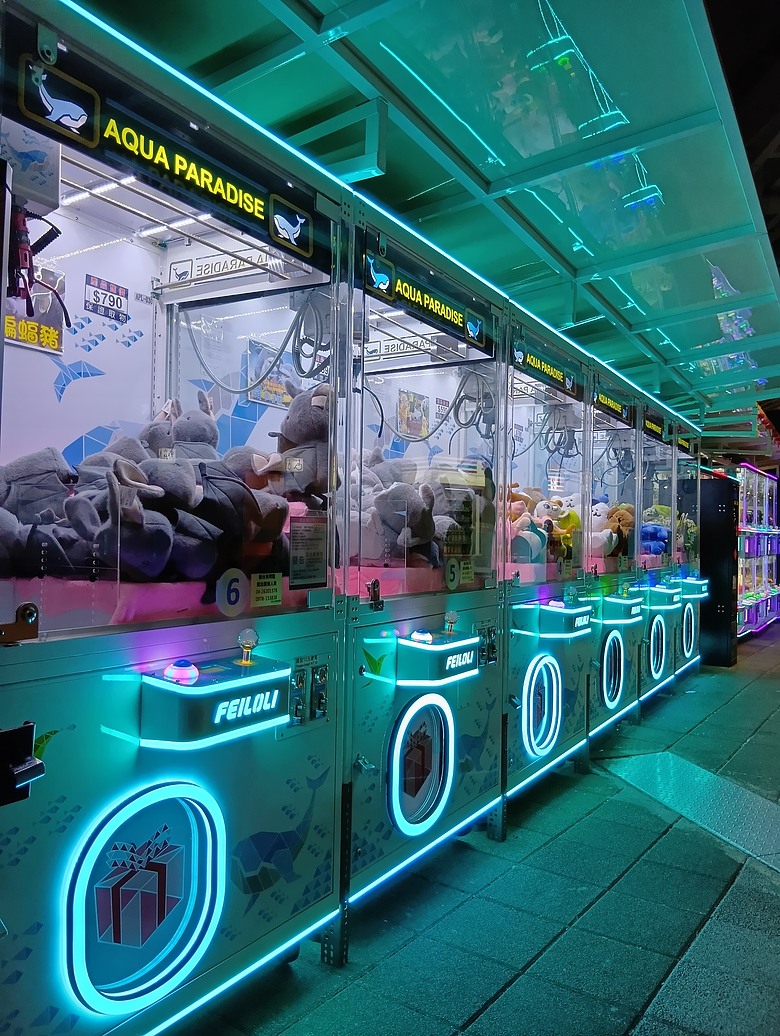 我買了一支便宜的手機 SHARP AQUOS wish5 之心得分享