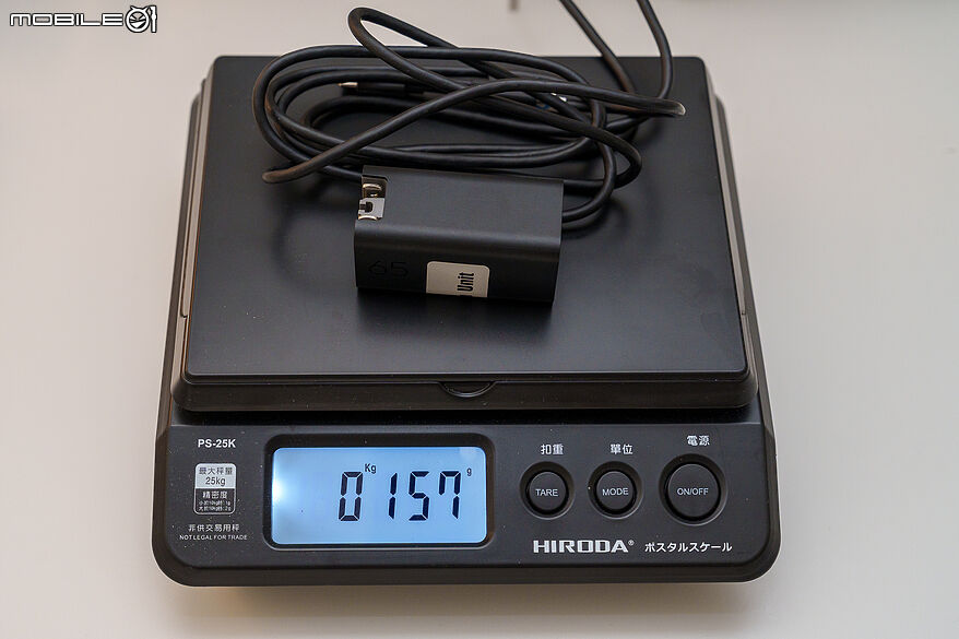 HP OmniBook Ultra 14|輕薄便攜的高效行動美學筆電