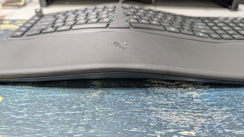 Razer Pro Type Ergo 人體工學鍵盤 開箱
