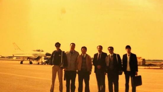 中國陽痿機J-20之父楊偉被捉神話破滅,戳破中國J-10真相!