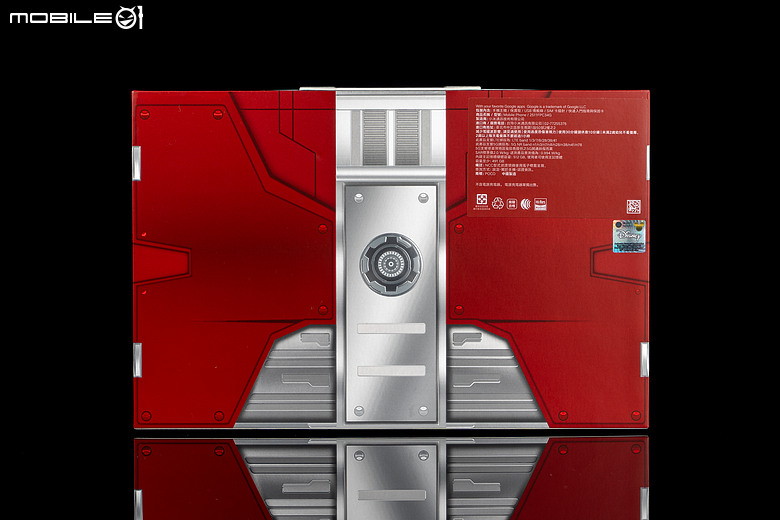點我看大圖 POCO X8 Pro 鋼鐵人限定版開箱圖賞|黑金裝甲上身,鋼鐵人聯名機強勢回歸!