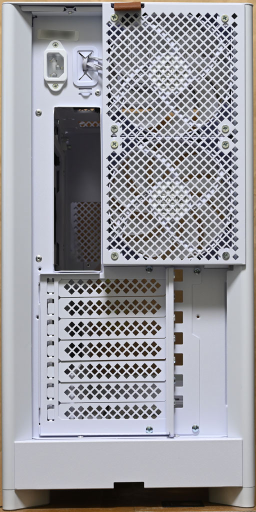 點我看大圖 MONTECH DESIGN HS02 PRO機殼開箱