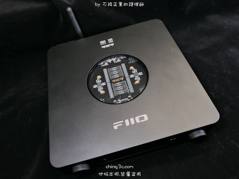 FiiO K13 R2R 桌上型解碼耳機功率擴大器:輕巧桌機支援多方輸入,輕鬆解放耳機喇叭效能