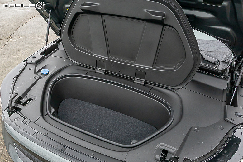 Volvo 新年式 EX40 長征試駕|表現穩定價格漂亮,最超值的入主時刻!