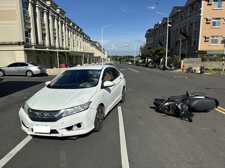 2016 honda city~陪我度過最年少徬徨的日子
