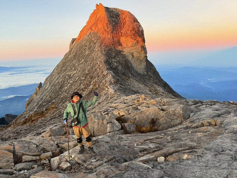 一神, 二玉, 三富士山~ 1,2,3準備出國去爬山 ! 3,2,1 自我挑戰好得意 !