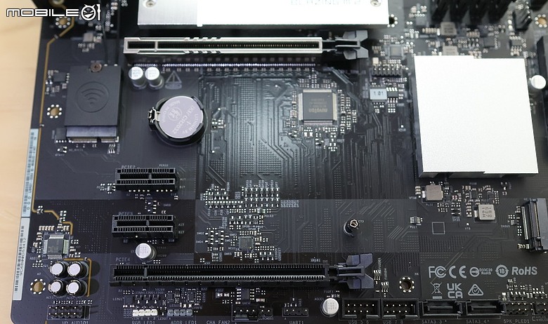 5K有找最便宜 B850 ATX 登場 ASRock 華擎 Rock B850「電漿銀」
