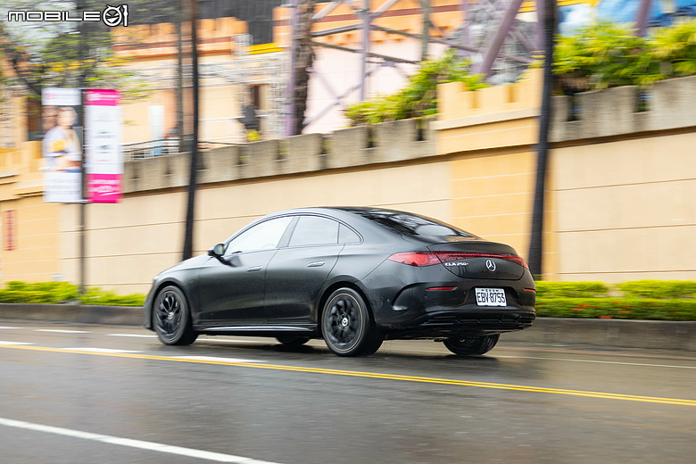 Mercedes-Benz CLA 250+ 電耗測試&試駕|不只有大螢幕與帥氣外觀,還有實測超過650公里的續航力!