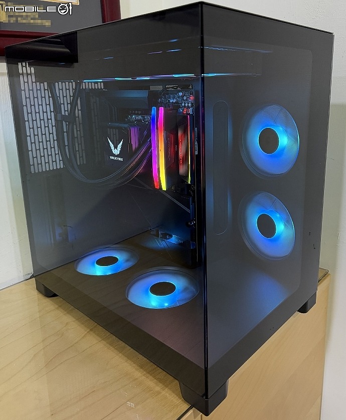Fractal Design 首次進軍海景機殼 Pop 2 Vision