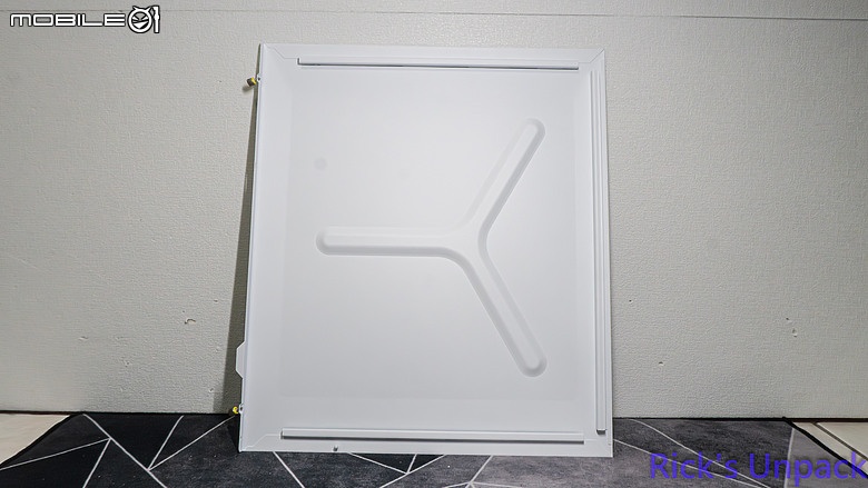 【開箱】緊湊卻擴充性十足 | CORSAIR 3200D RS ARGB WHITE