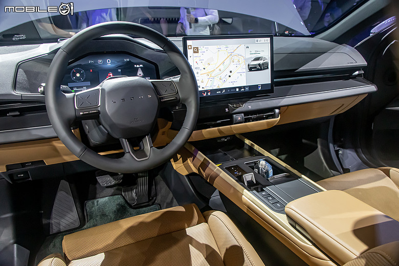 【採訪】177萬元起油電、純電齊發,大改款Lexus ES正式發表!