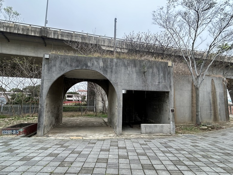 桃 園 大 園 「 國 門 之 都 」追 機 行