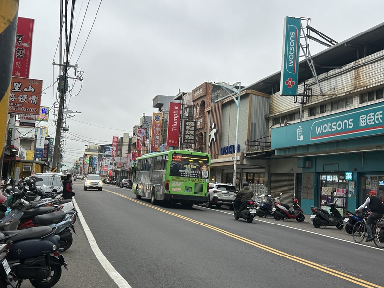桃 園 大 園 「 國 門 之 都 」追 機 行