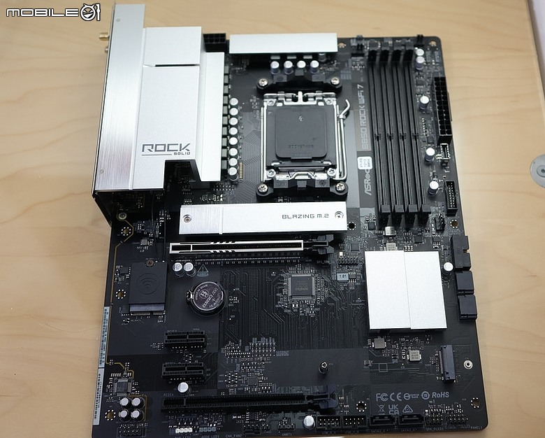 5K有找最便宜 B850 ATX 登場 ASRock 華擎 Rock B850「電漿銀」