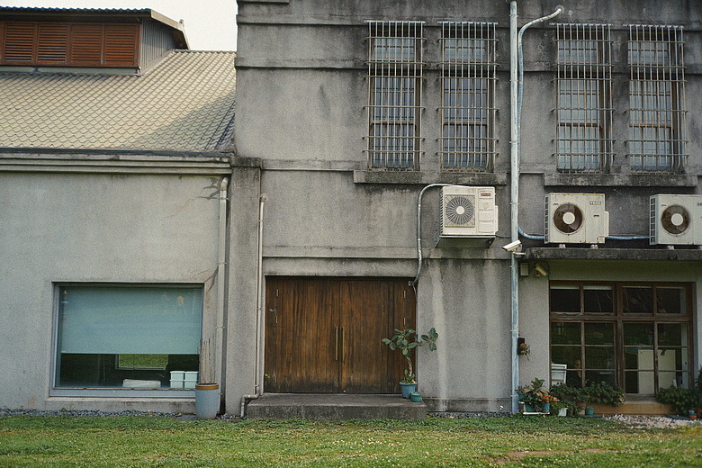 PANASONIC S9 | 深光 sg-image 35mm f2.2 | L mount 鏡頭 | 簡易開箱 | LUT隨拍圖多 | 暨S9手柄分享