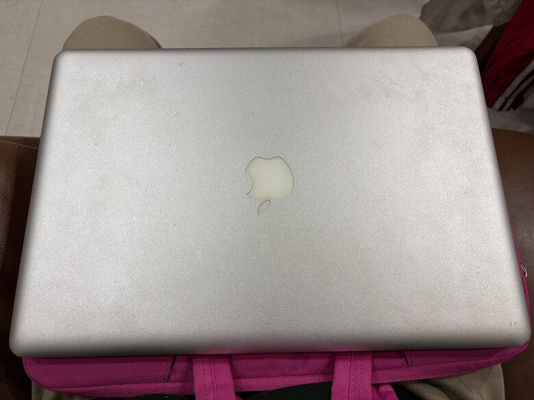 MacBook Air M5 15 吋開箱｜從舊 MacBook Pro 跨越了一個時代的換機