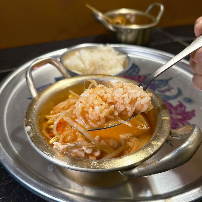 【台南美食】韓湘辣年糕：韓式料理竟然不用100元？炸醬麵＋拉波奇開箱