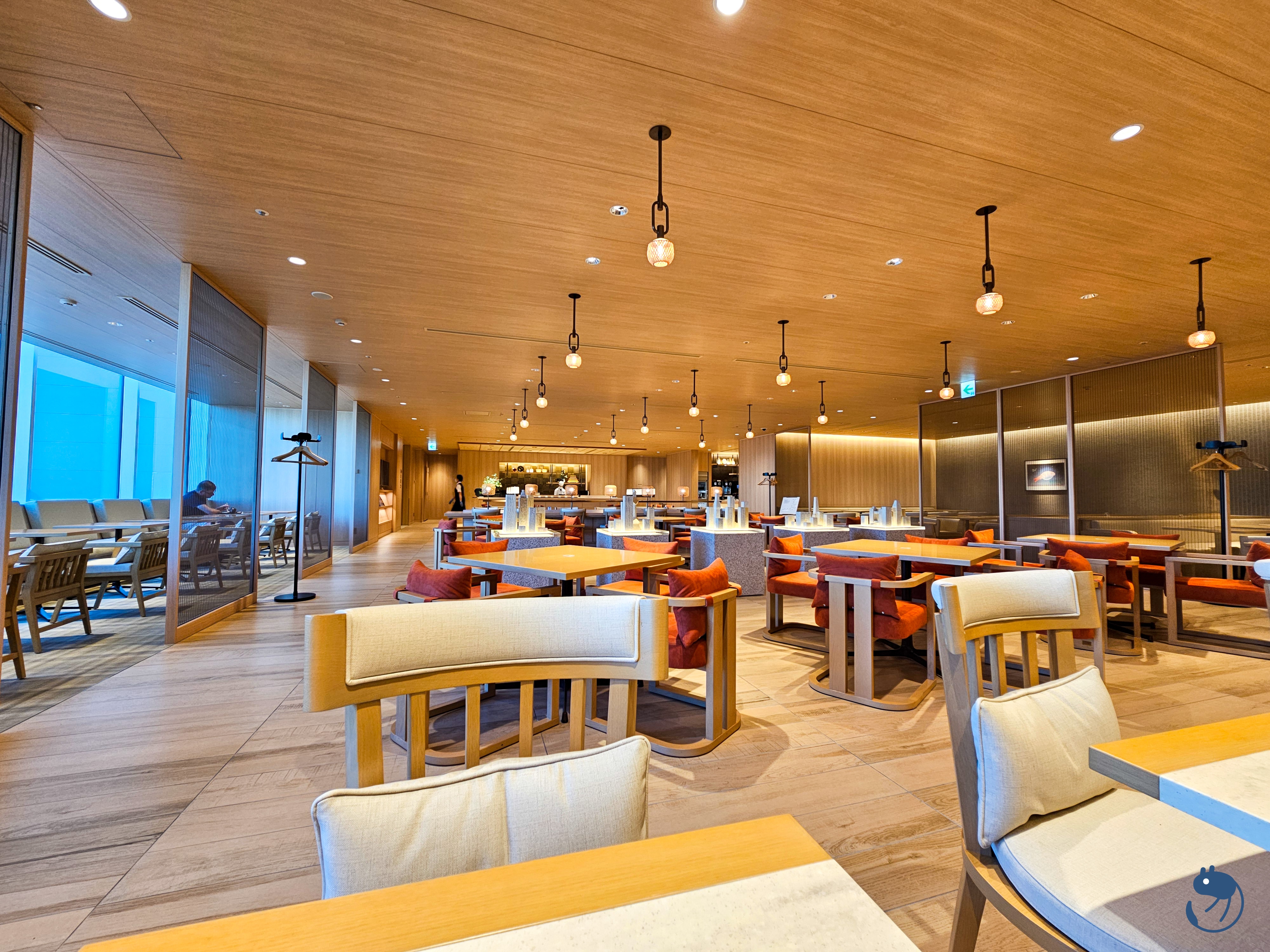 日本-東京|日本航空東京羽田機場頭等貴賓室 First Lounge 體驗紀錄