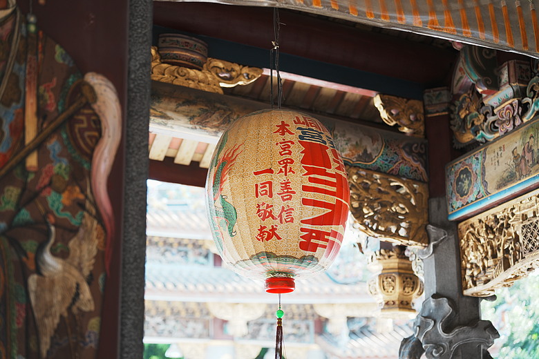 點我看大圖 Tamron 35-100mm F2.8 DiIII VXD(A078)評測報告|極致輕量化之作、「人像/旅遊」通吃的全能之選!
