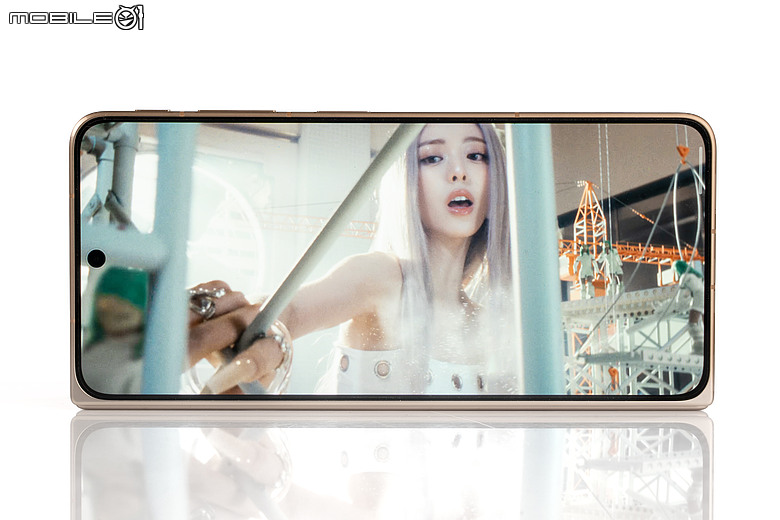 OPPO Find N6 體驗｜摺痕無感、全能規格，沒有短板的摺疊機皇！