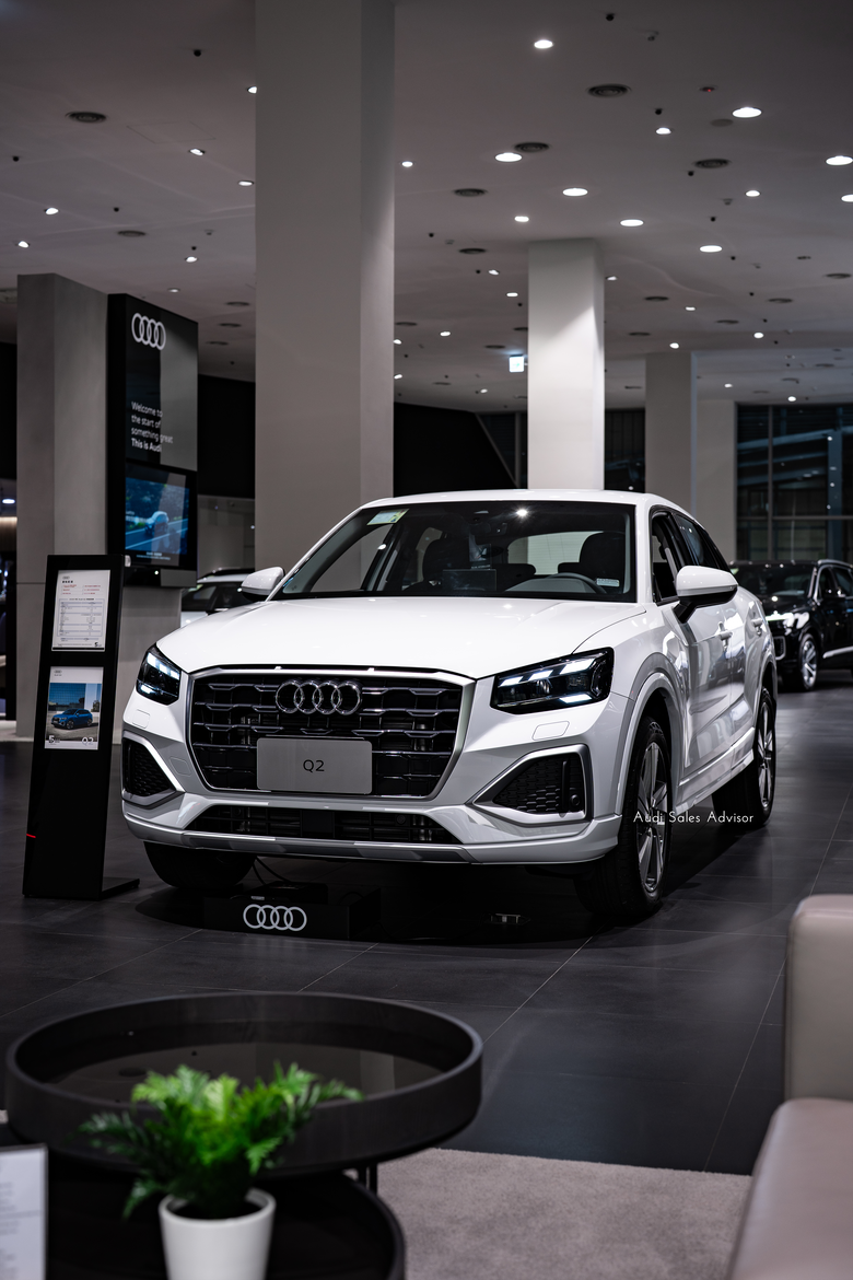 實車分享｜Audi Q2 35 TFSI advanced｜金屬冰川白・Glacier White Metallic・2Y