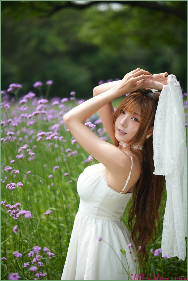 【 一言難盡 -- 言兒 】拍仙女棒快門壓光，閃燈壓得了日光但壓不住走光