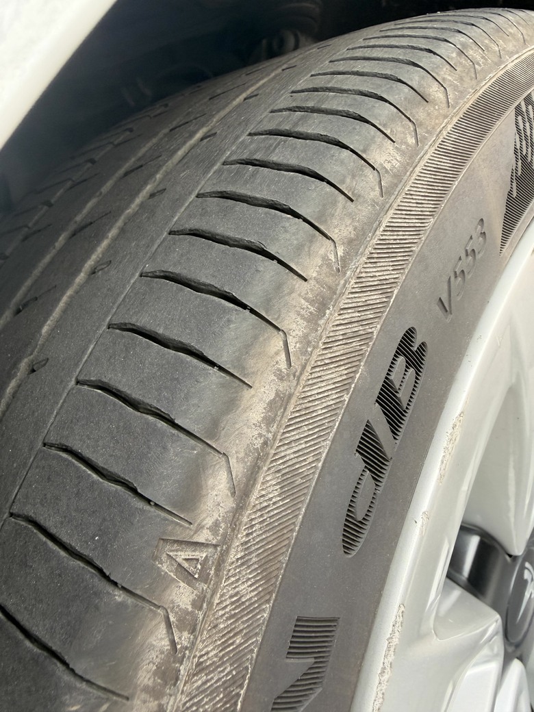 橫濱v553 異常磨損？ 電車使用