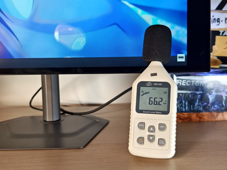 [開箱] 2K更有性價GIGABYTE MO27Q28G QD-OLED/280Hz