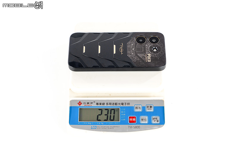 POCO X8 Pro 鋼鐵人限定版開箱圖賞|黑金裝甲上身,鋼鐵人聯名機強勢回歸!