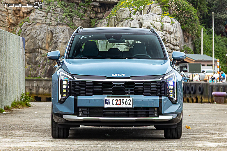 Kia 小改款 Sportage 1.6 Turbo-Hybrid 試駕報導｜渦輪油電初登場，動力油耗大躍進！