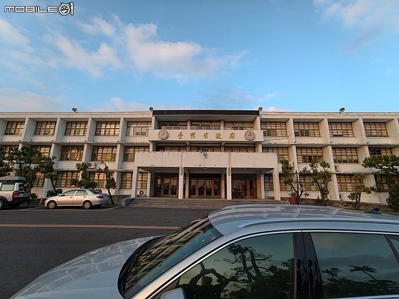 臺灣省政府大樓與中興新村牌樓、小興苑、臺灣省政資料館、中興會堂、臺灣歷史文化園區、虎山藝術館 — 南投中興新村文化景觀半日散策