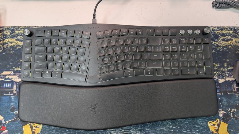 Razer Pro Type Ergo 人體工學鍵盤 開箱
