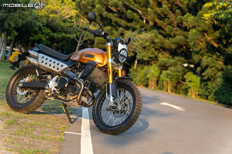 點我看大圖 Fantic Caballero 500 Deluxe試駕|紳士質感打造的泥地獵人!