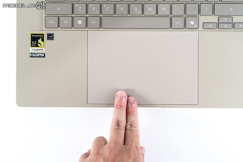 ASUS Zenbook A16 體驗｜高通 X2 Elite Extreme 入陣，1.2Kg 輕薄筆電解鎖 3A 遊戲可能性！