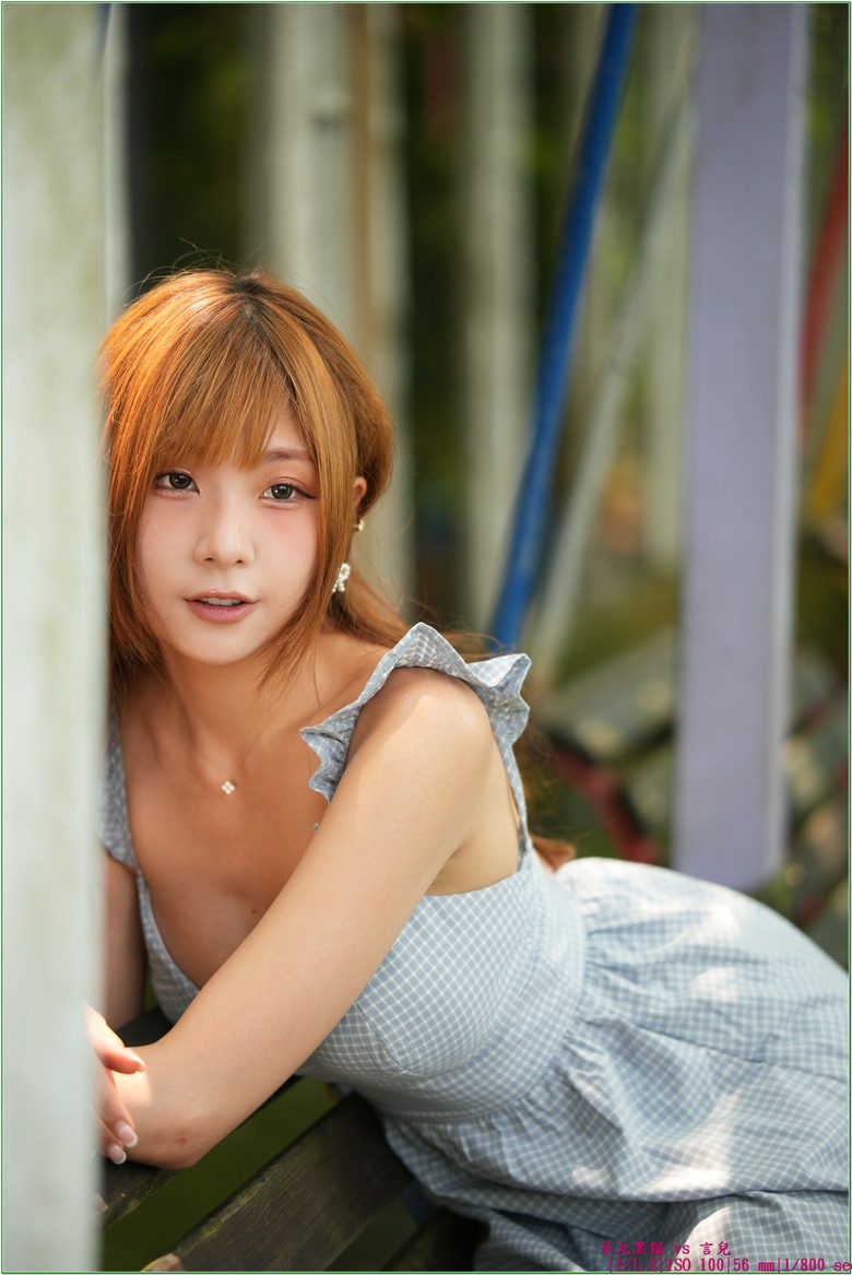 【 一言難盡 -- 言兒 】拍仙女棒快門壓光，閃燈壓得了日光但壓不住走光