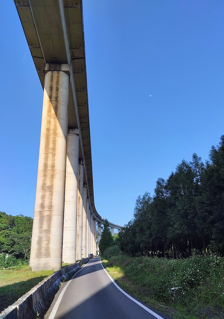 桃園機場捷運自行車道「終點秘境」原來長這樣子