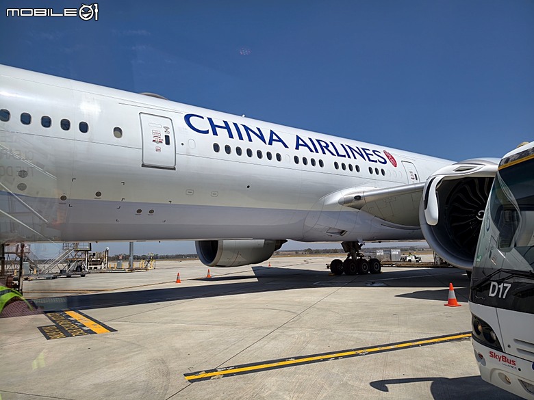 中華航空 CI057 桃園&rArr;墨爾本、CI054 布里斯本&rArr;桃園、澳洲國內線 維珍航空 VA827 墨爾本&rArr;雪梨、VA511 雪梨&rArr;黃金海岸，以及東澳四城之四座機場 — 2026東澳洲四大城巡遊之航空行程段