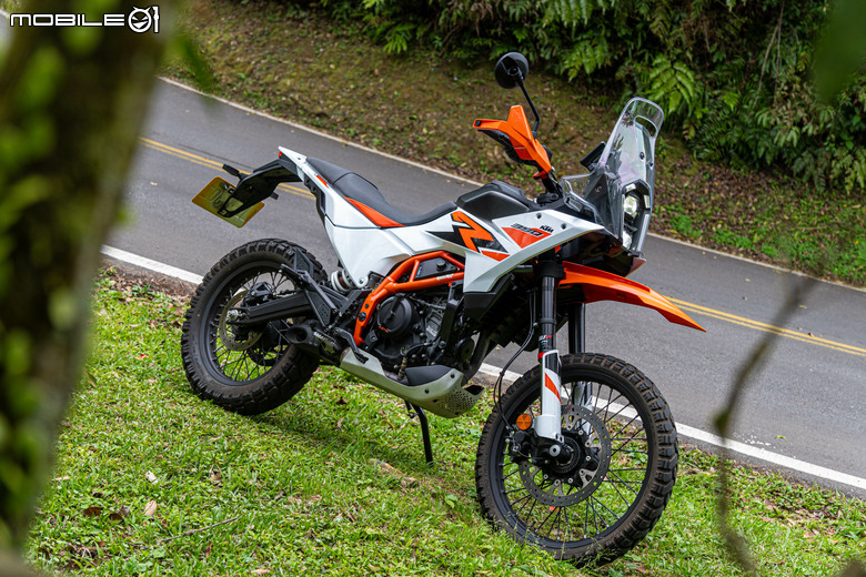 點我看大圖 KTM 390 Adventure R 試駕|橘火燎原,笑傲千山!