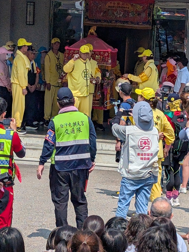 點我看大圖 2026 進香大白 白沙媽進香 地表最強的散步之旅 熱血熬夜12小時