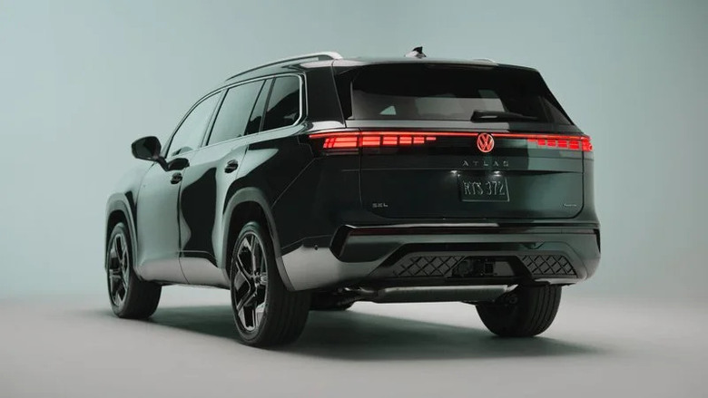 2027 年式小改款 Volkswagen Atlas 紐約車展正式亮相！
