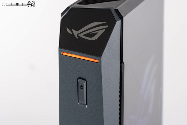 ROG GR70 小型電競桌機開箱實測 搭配最強 AMD 9955X3D 處理器的迷你巨人